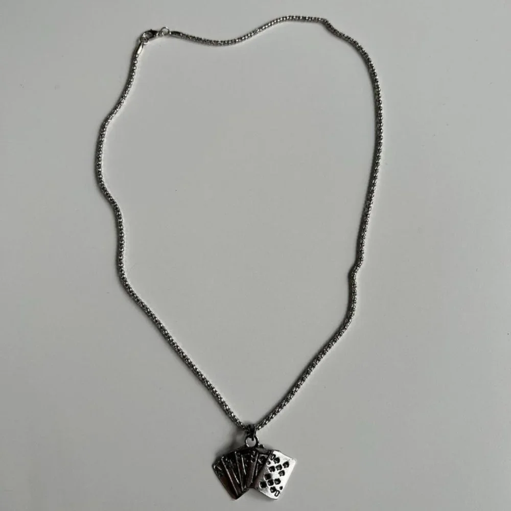 Y2K 2000s vintage style card stack grunge goth silver necklace - Picture 4 of 7